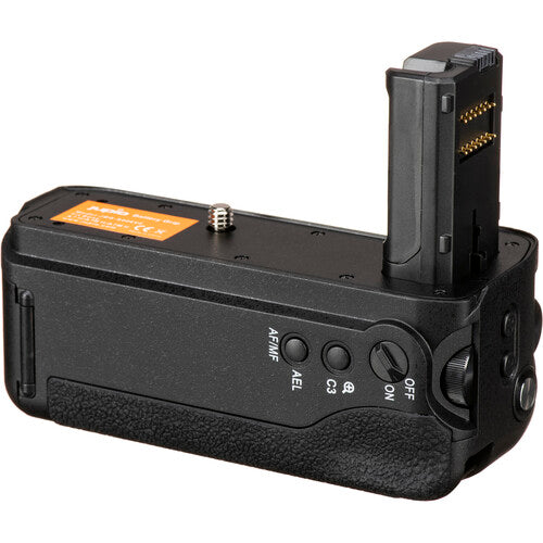 Front view comparing the Jupio grip's finish to the Sony camera body.
