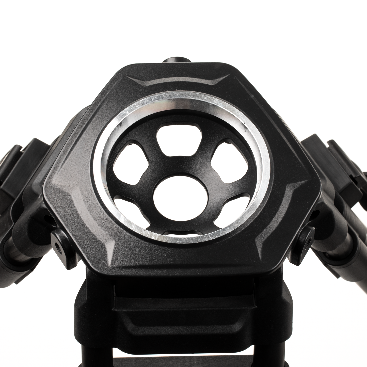 The BVX18 fluid head's 100mm bowl mount allowing for smooth leveling adjustments