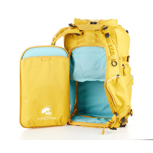 Roll-top Shimoda backpack with expandable volume up to 7 liters for flexible packing.