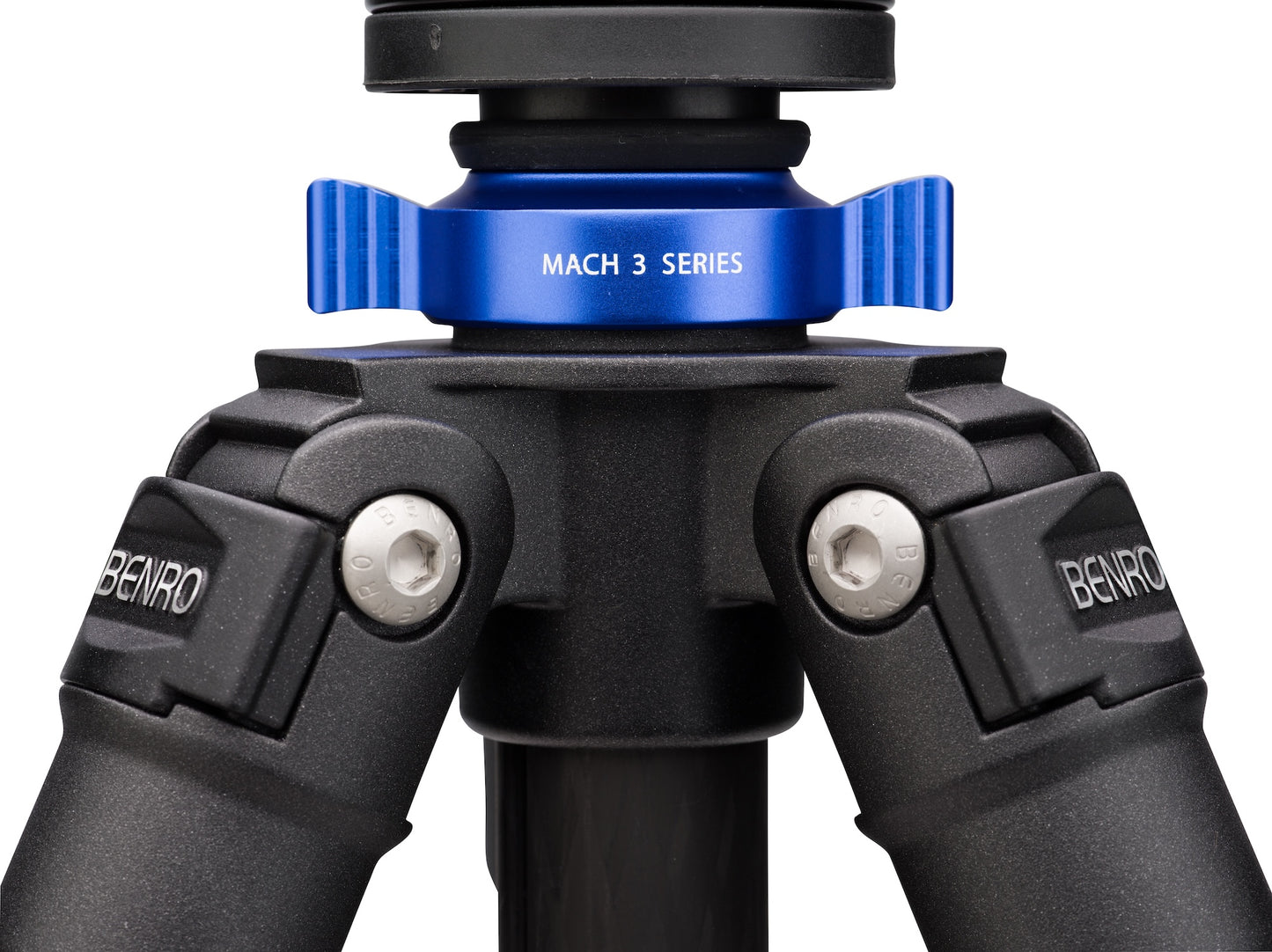 Lightweight tripod (1.85 kg) held in one hand