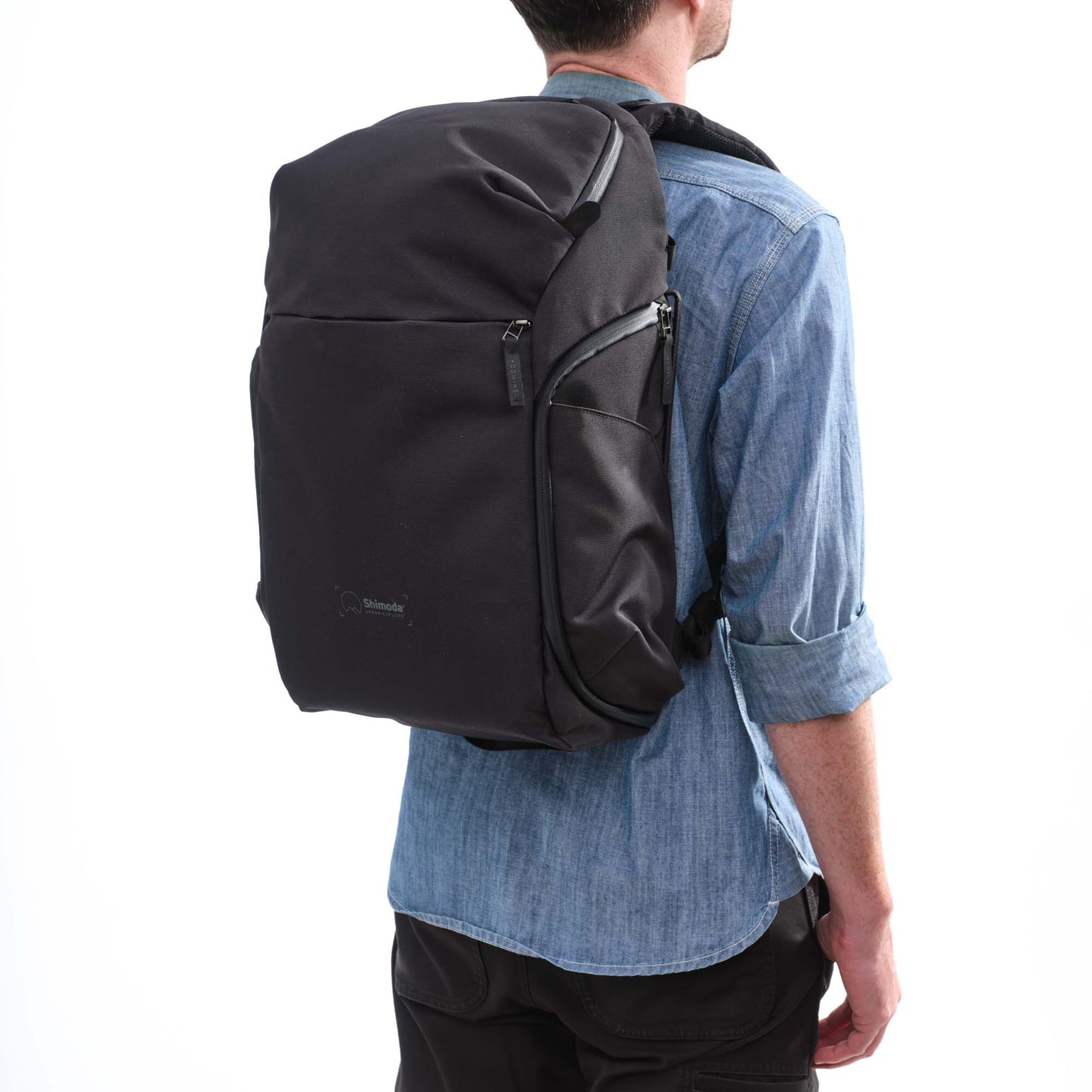 Rear anti-theft access opening of Urban Explore camera backpack