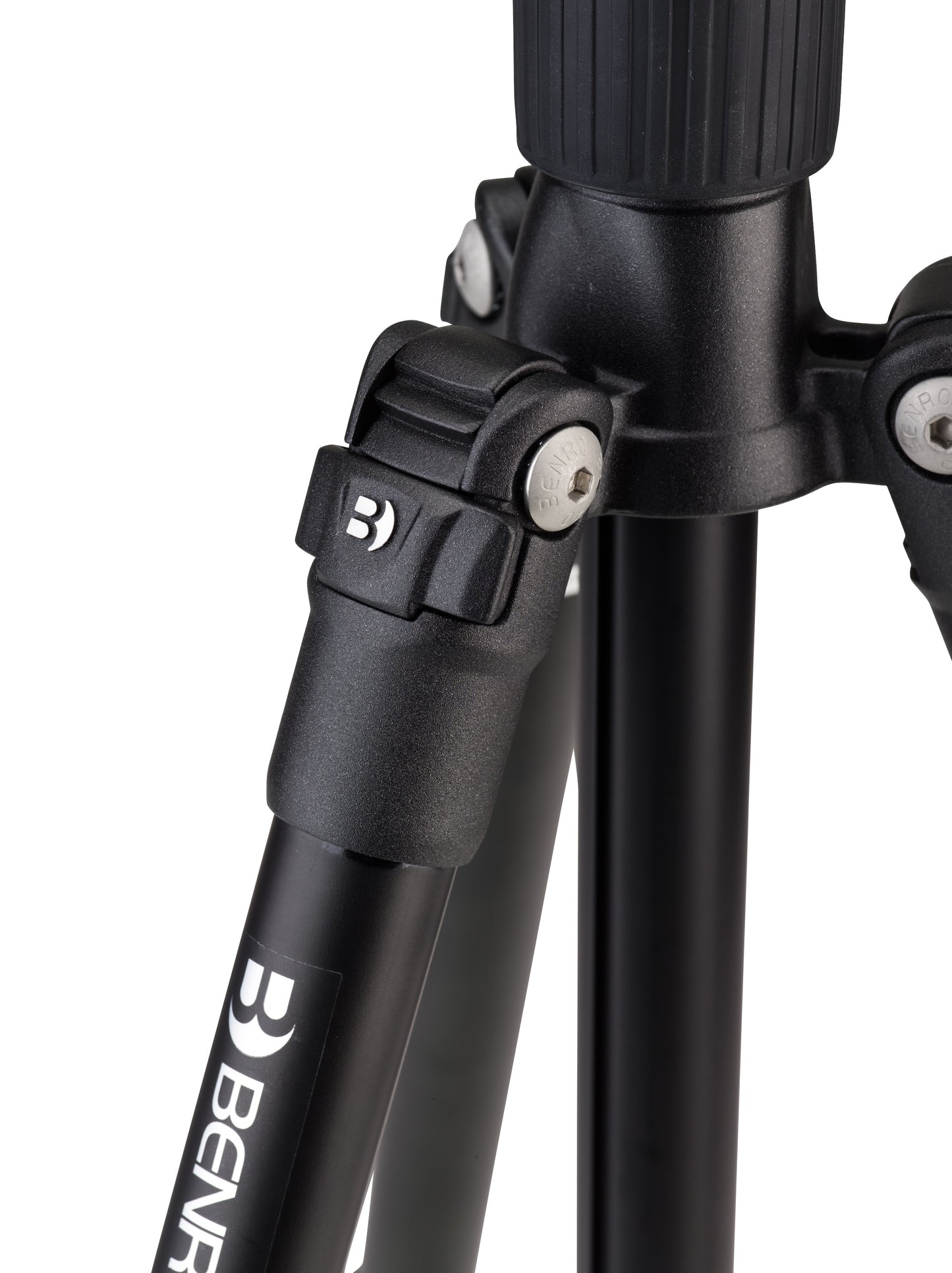 Middle column tripod