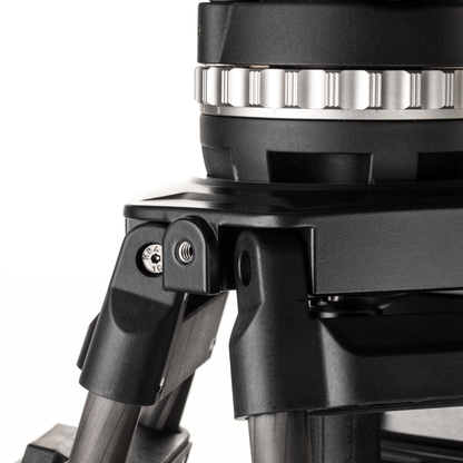Sliding quick-release camera plate with measurement scale for balancing heavy rigs