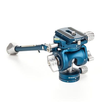 Arca-Swiss compatible quick release plate on Benro FS20PRO head.