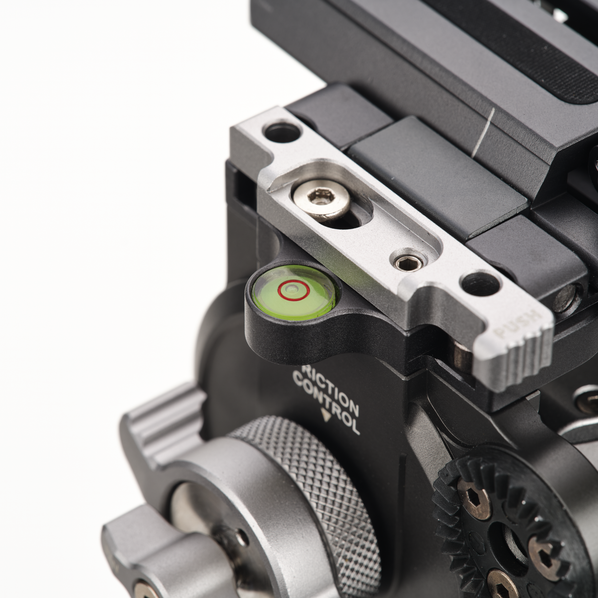 Close-up of the built-in bubble level on the 36mm ball diameter video head.