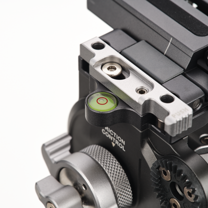 Close-up of the built-in bubble level on the 36mm ball diameter video head.