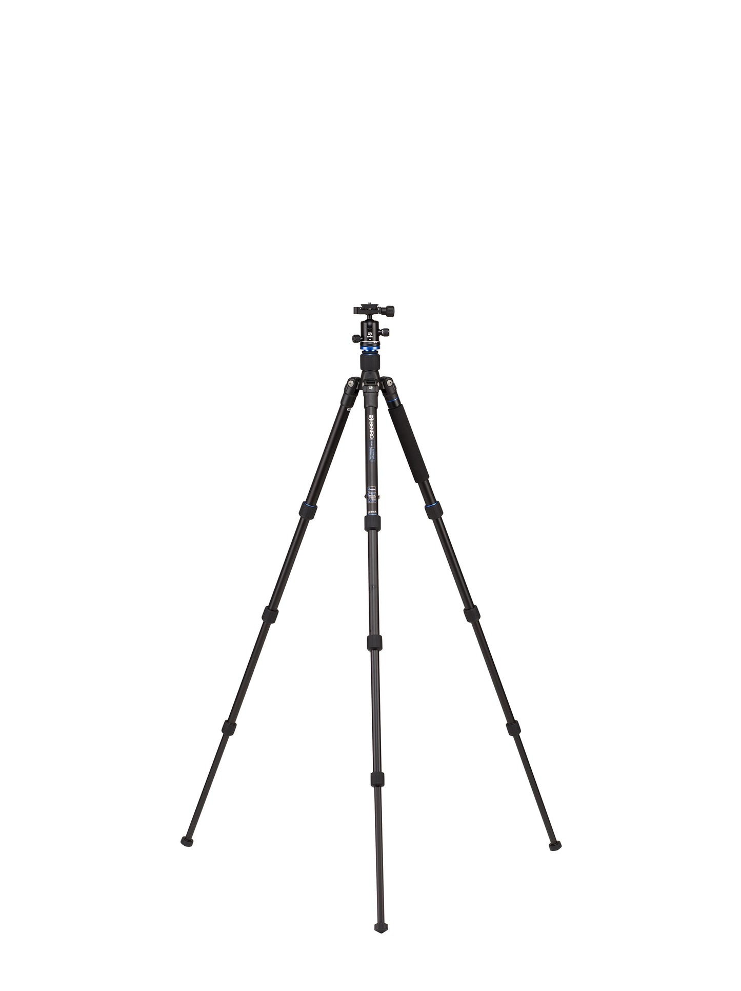 Travel Angel FTA18AB0 tripod fully extended to maximum height of 58.46 inches