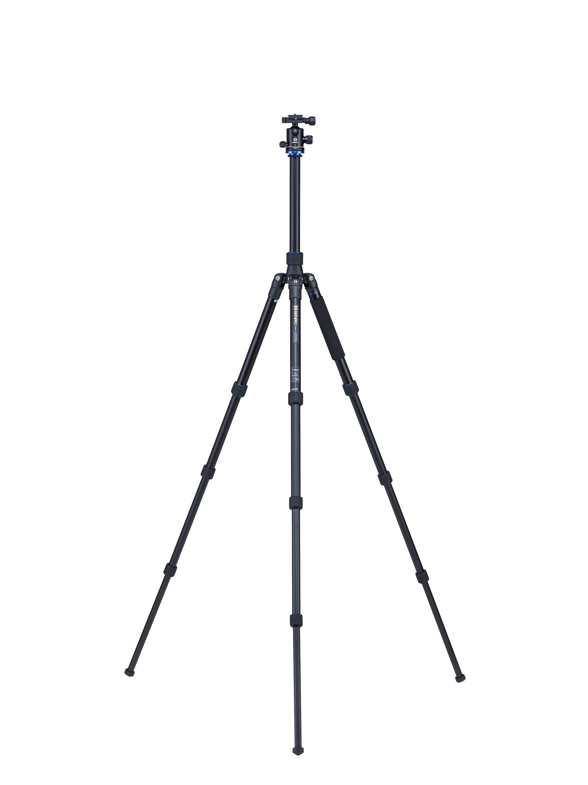 Benro traveller tripod - fully extended on the ground