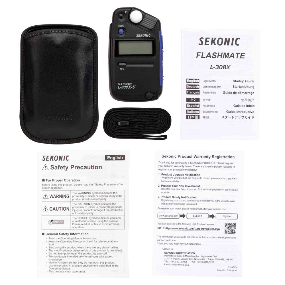 Lightweight (80g) and portable Sekonic light meter with AA battery power