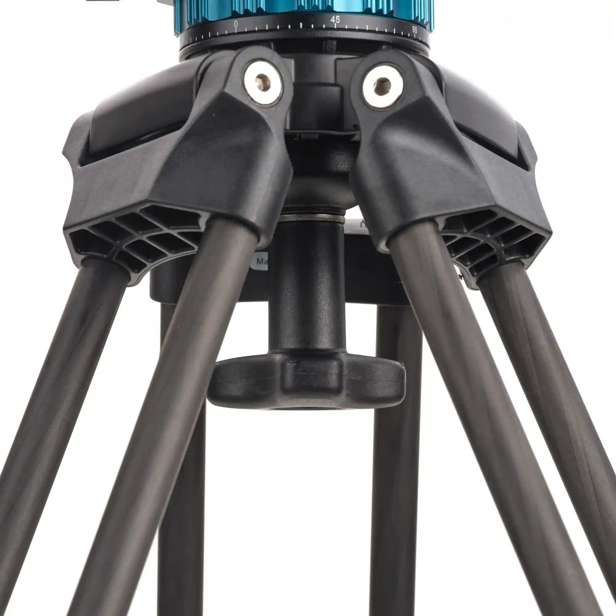 The Benro Lightning Lock carbon fiber tripod set up at maximum 138 cm height for video production.