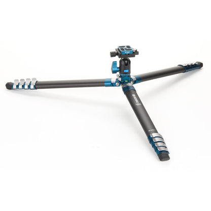 Robust aluminum flip locks on the Benro Cyanbird tripod for fast and secure height adjustment.