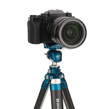 Benro Benro #1 TCBC15 CyanBird Carbon Fiber 5 Section w/FS30 | Demo