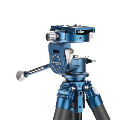 Vertical shooting mode engaged on the Benro PHVF3 video head.