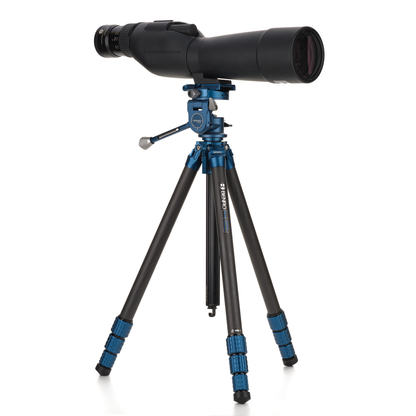 Benro Slim tripod: a telescope mounting  on the tripod head.
