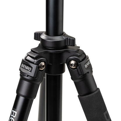 Easy-to-use Benro tripod with three independent leg positions for flexible adjustments.