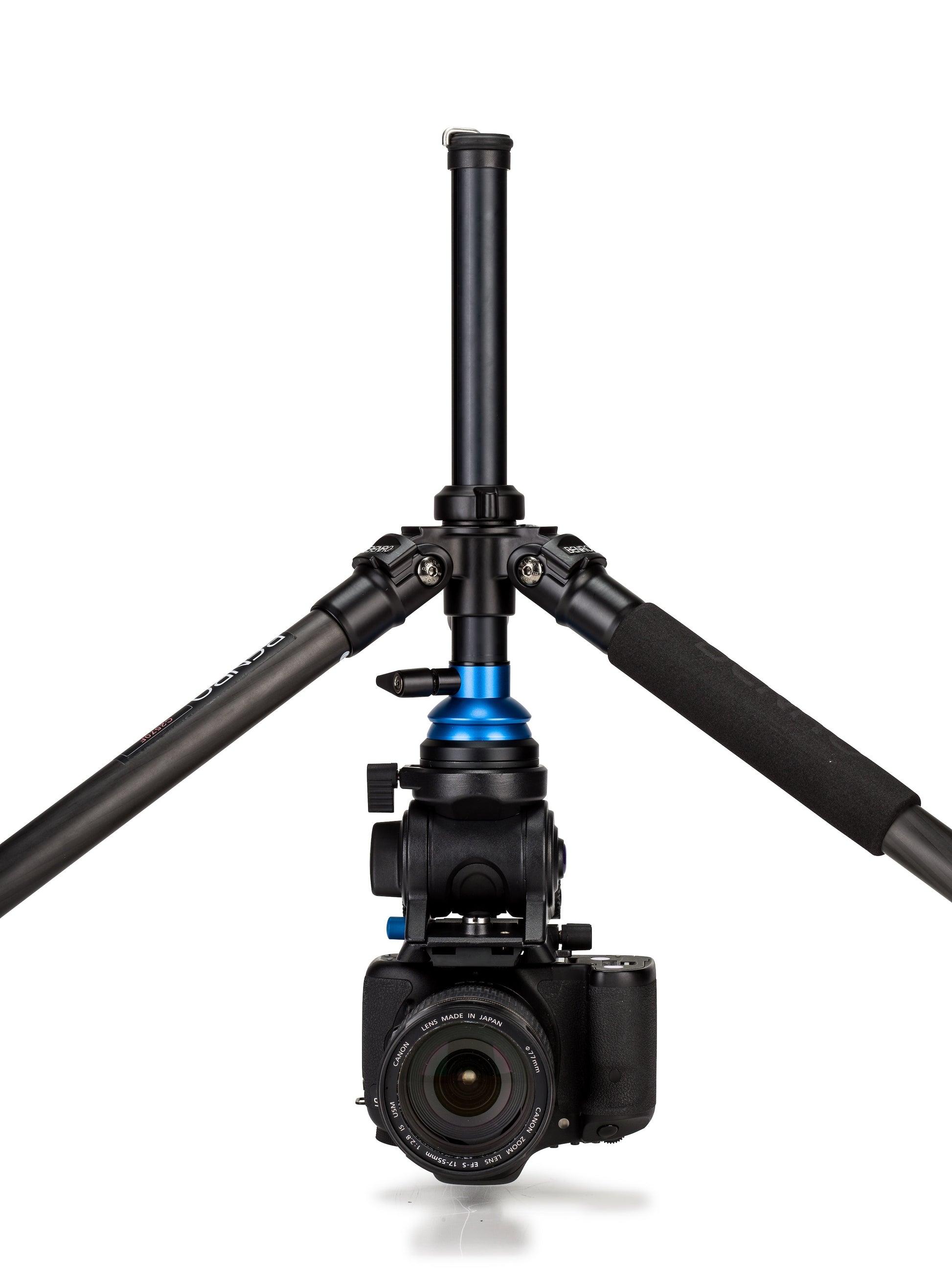 A prosumer video camera securely mounted and balanced on the Benro tripod, showcasing its 2.5kg payload.