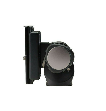The TH4 Tilt Head’s Arca-Swiss plate ensures a secure grip for long lenses.